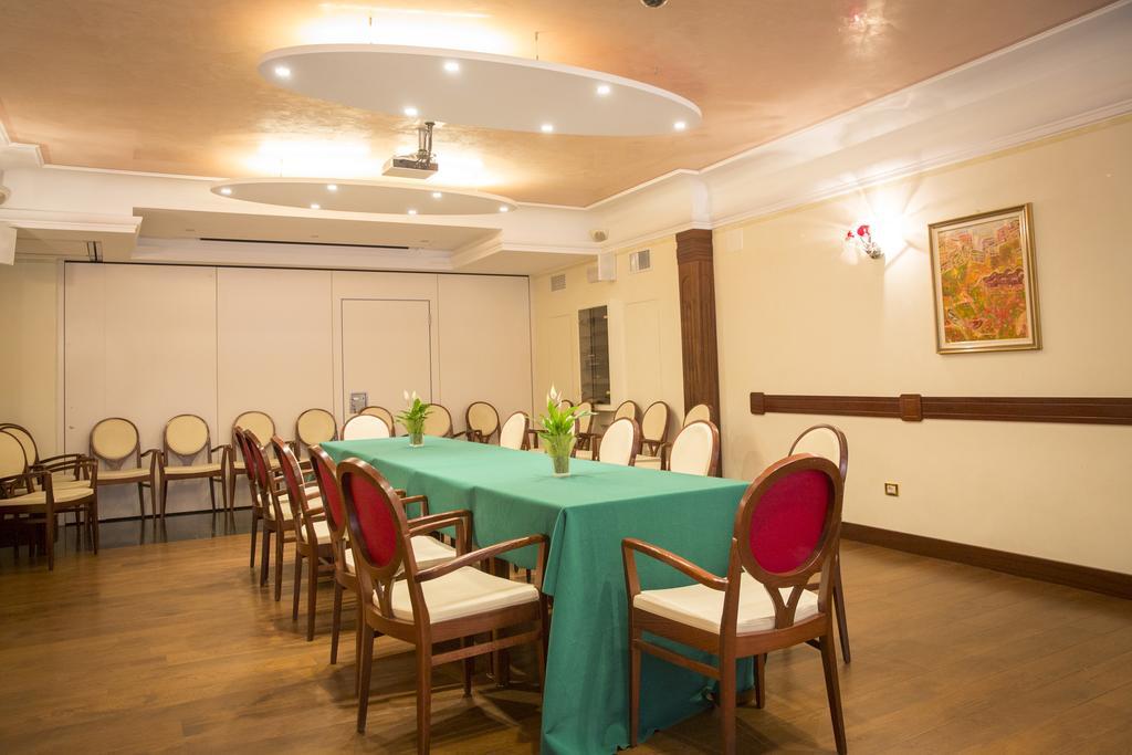 Hotel Spessotto Portogruaro Bagian luar foto