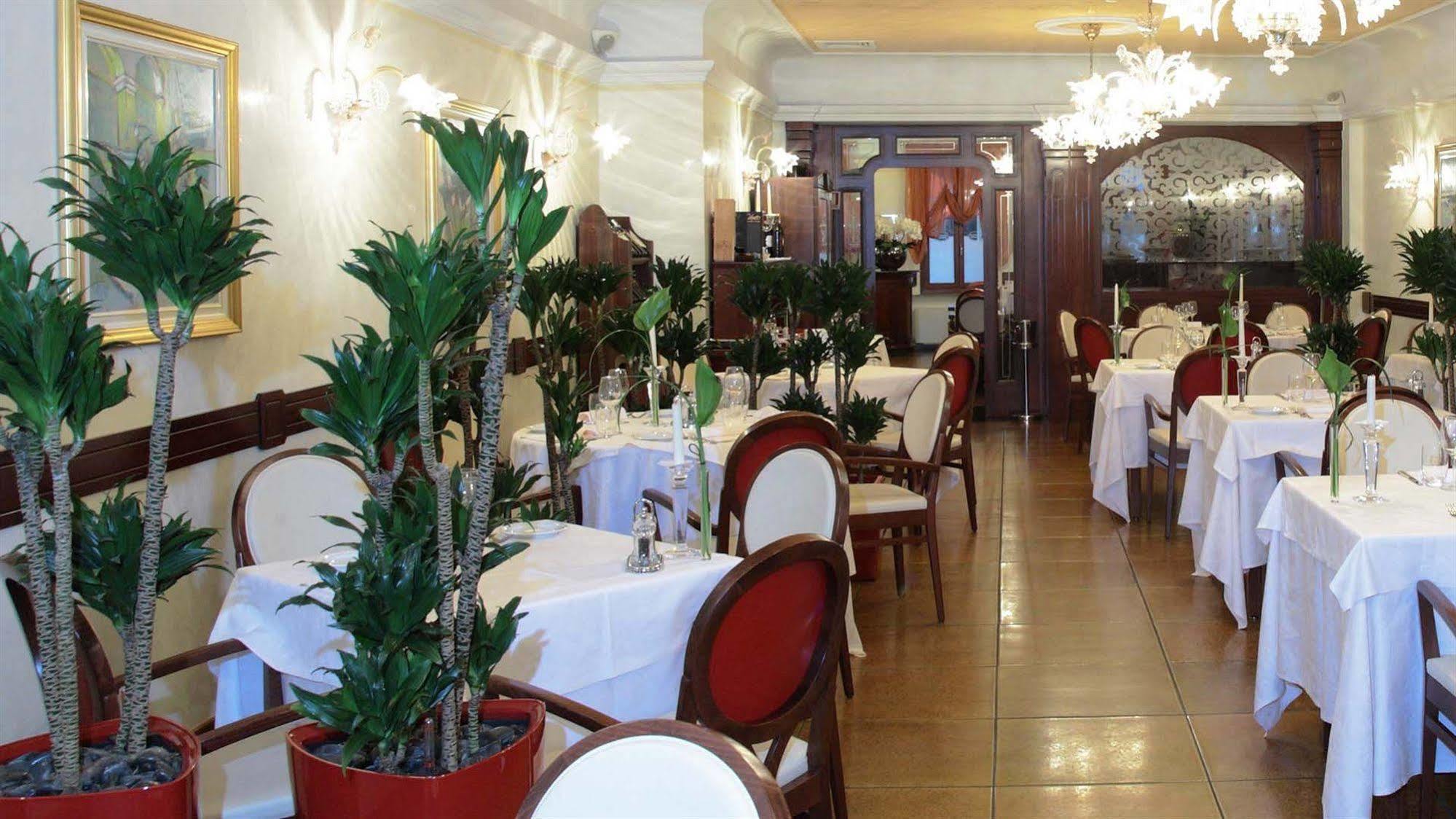 Hotel Spessotto Portogruaro Bagian luar foto